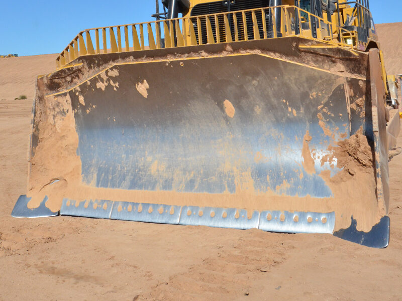 Cutting edge in sand