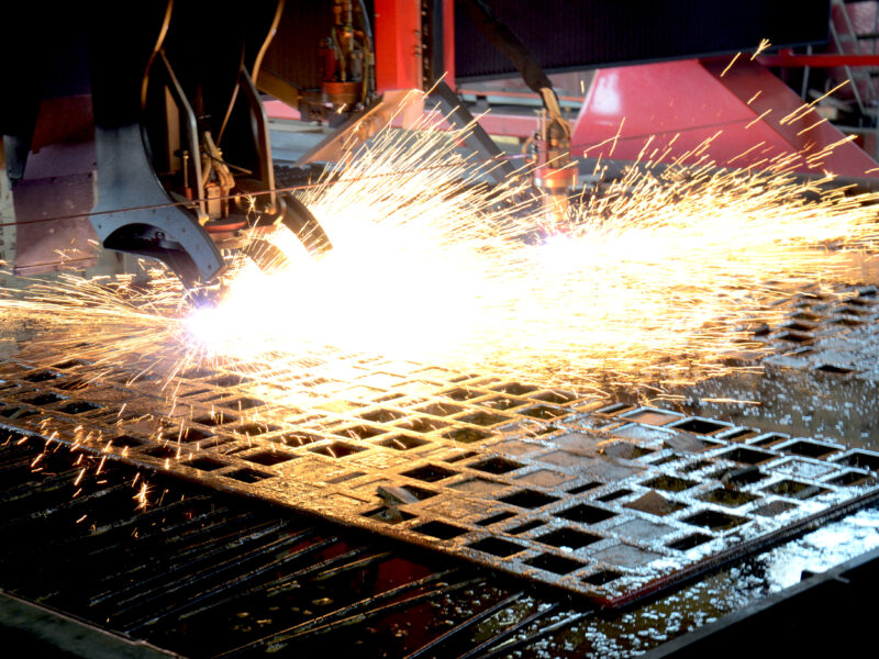 welding a screen plate