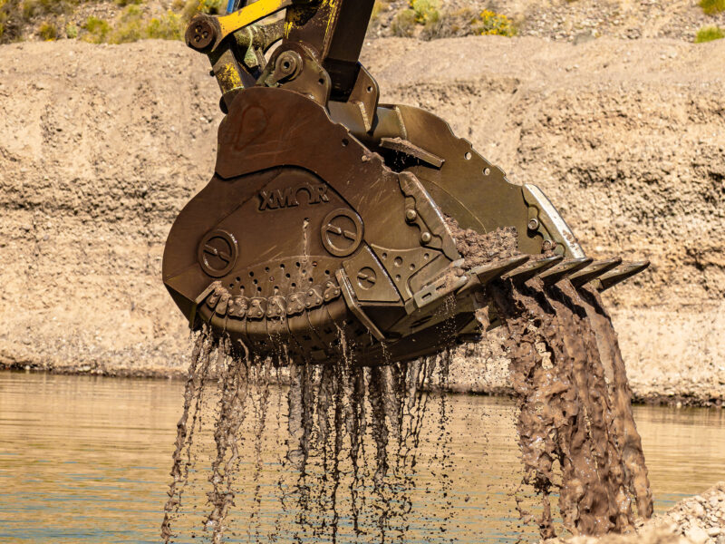 XMOR Bucket in use - water