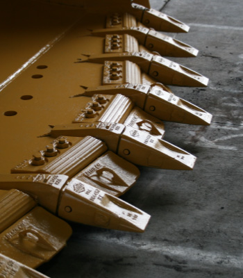 Teeth & Adapters close up