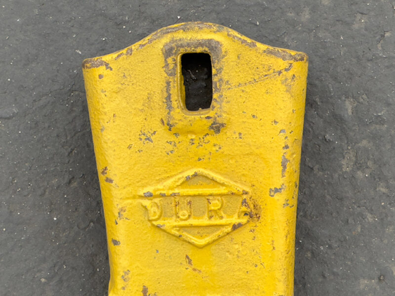 Esco Conical top hole
