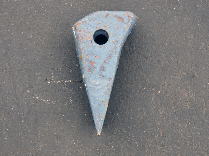 Komatsu Side Pin Hole Profile