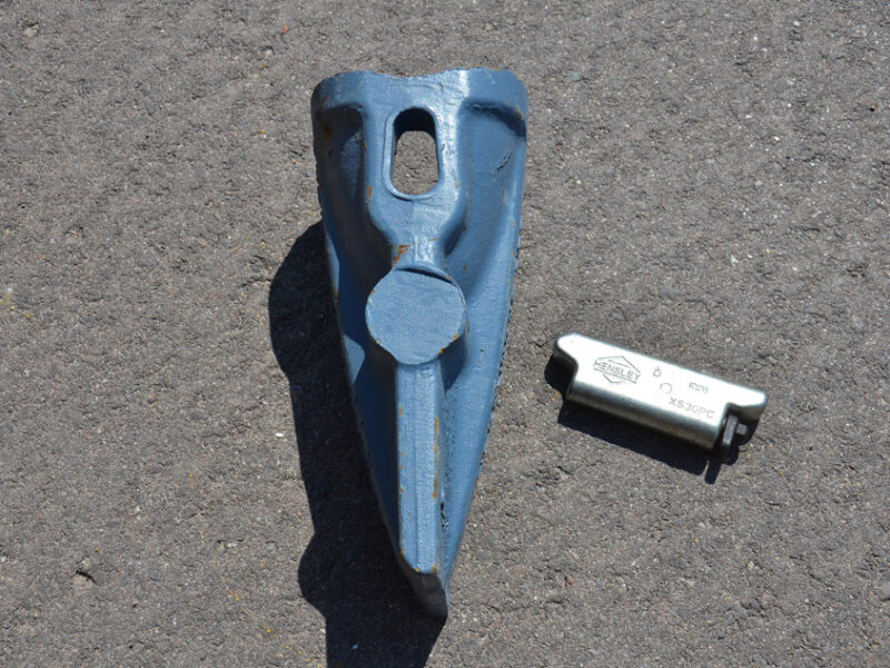 Hensley XS System Connector with Hardware
