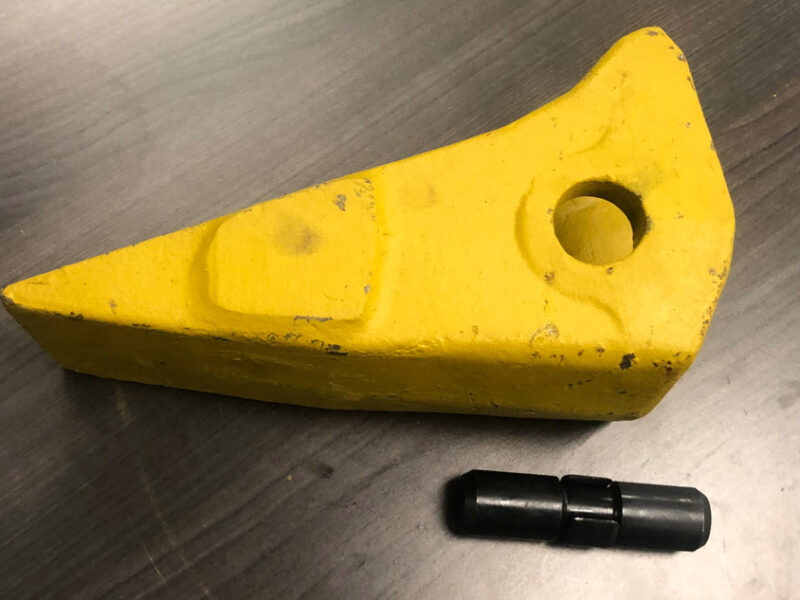Komatsu Side Pin