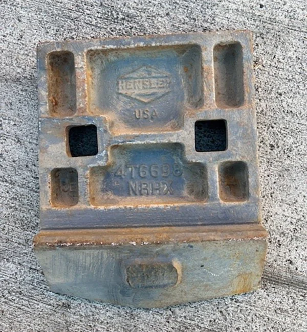 Hensley Cast Half Arrow Segment 4T6698
