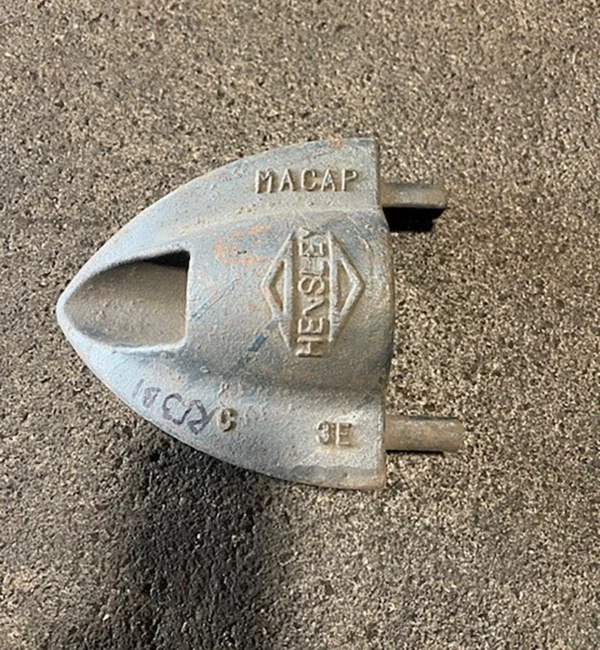 Hensley J-Bolt Shroud Cap